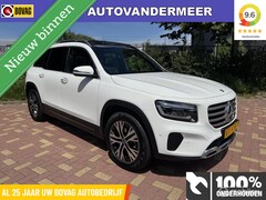 Mercedes-Benz GLB - 200 Luxury Line 7p / Schuifdak / Trekhaak / Etc