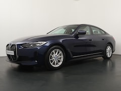 BMW i4 - eDrive40 84 kWh | Adaptieve Cruise Control | Trekhaak |