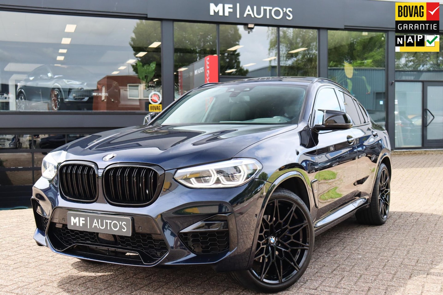 BMW X4 - XDrive20i High Executive M-SPort|Pano|Camera|Keyless|Sfeer|Carplay - AutoWereld.nl
