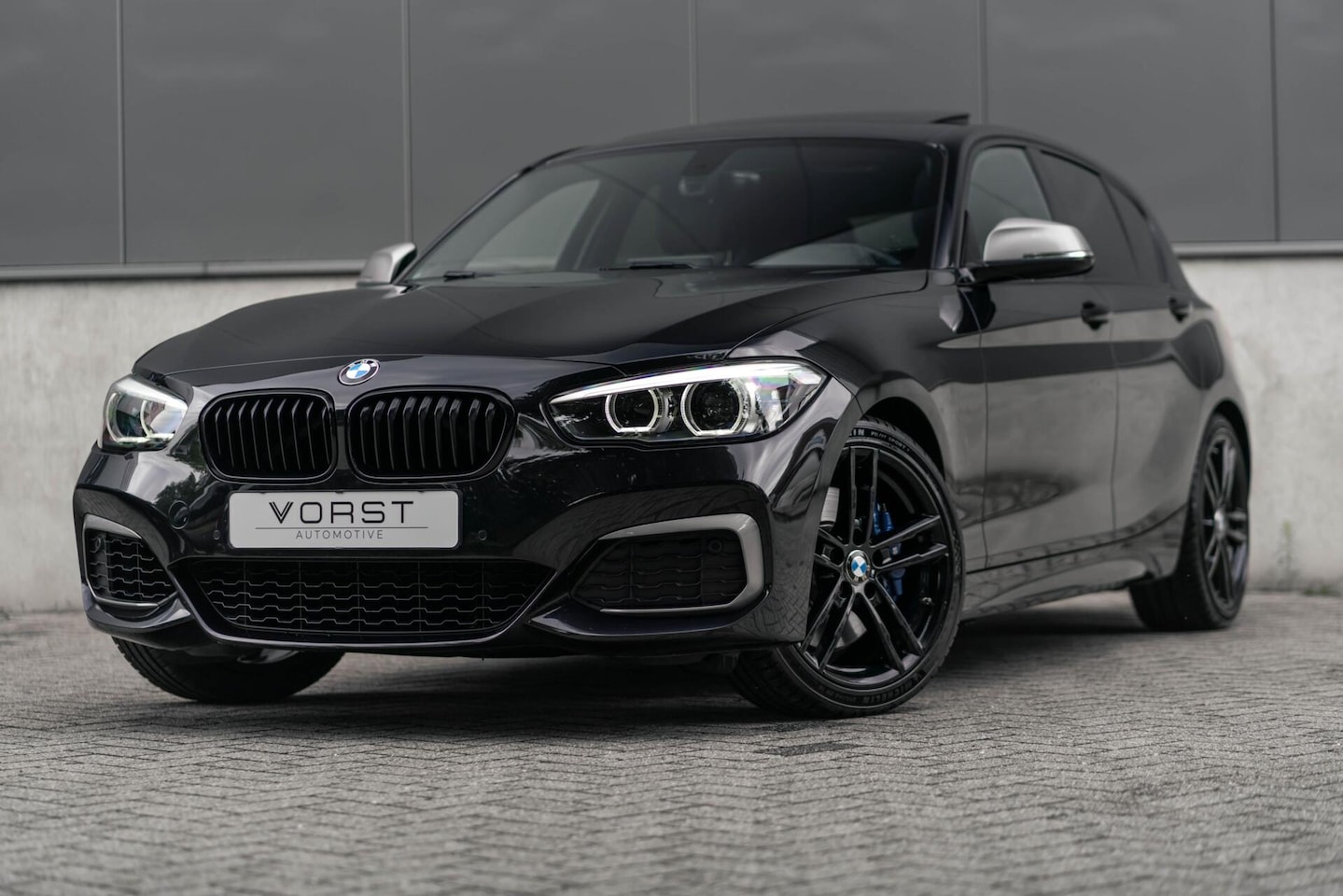 BMW 1-serie - M140i xDrive Harman Kardon Dak Leer - AutoWereld.nl