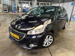 Peugeot 208 - MET NAVIGATIE, ACHTERUIT SENS & EVT NIEUW APK
