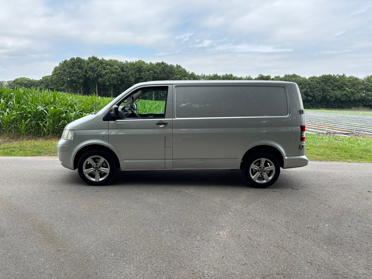 Volkswagen Transporter - 1.9 TDI 300 T800 1.9 TDI 300 T800 - AutoWereld.nl