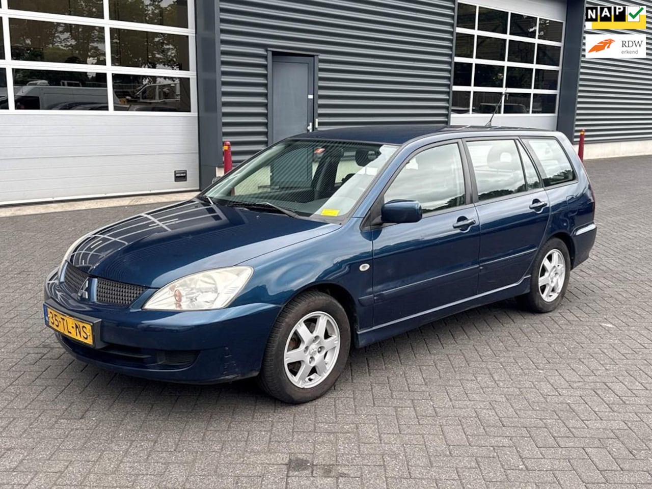 Mitsubishi Lancer Station Wagon - 1.6 Invite 1.6 Invite, Airco - AutoWereld.nl