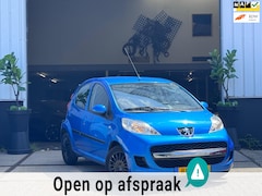 Peugeot 107 - 1.0-12V XS