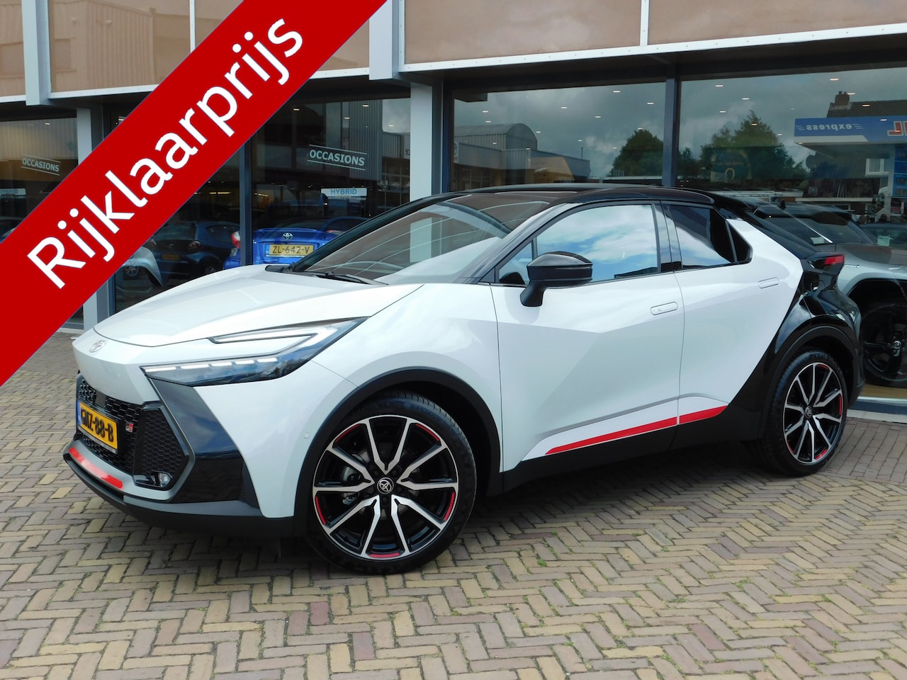 Toyota C-HR - 2.0 Hybrid 200 GR SPORT Première Edition | UNIEK! | JBL | PANO | HUD - AutoWereld.nl