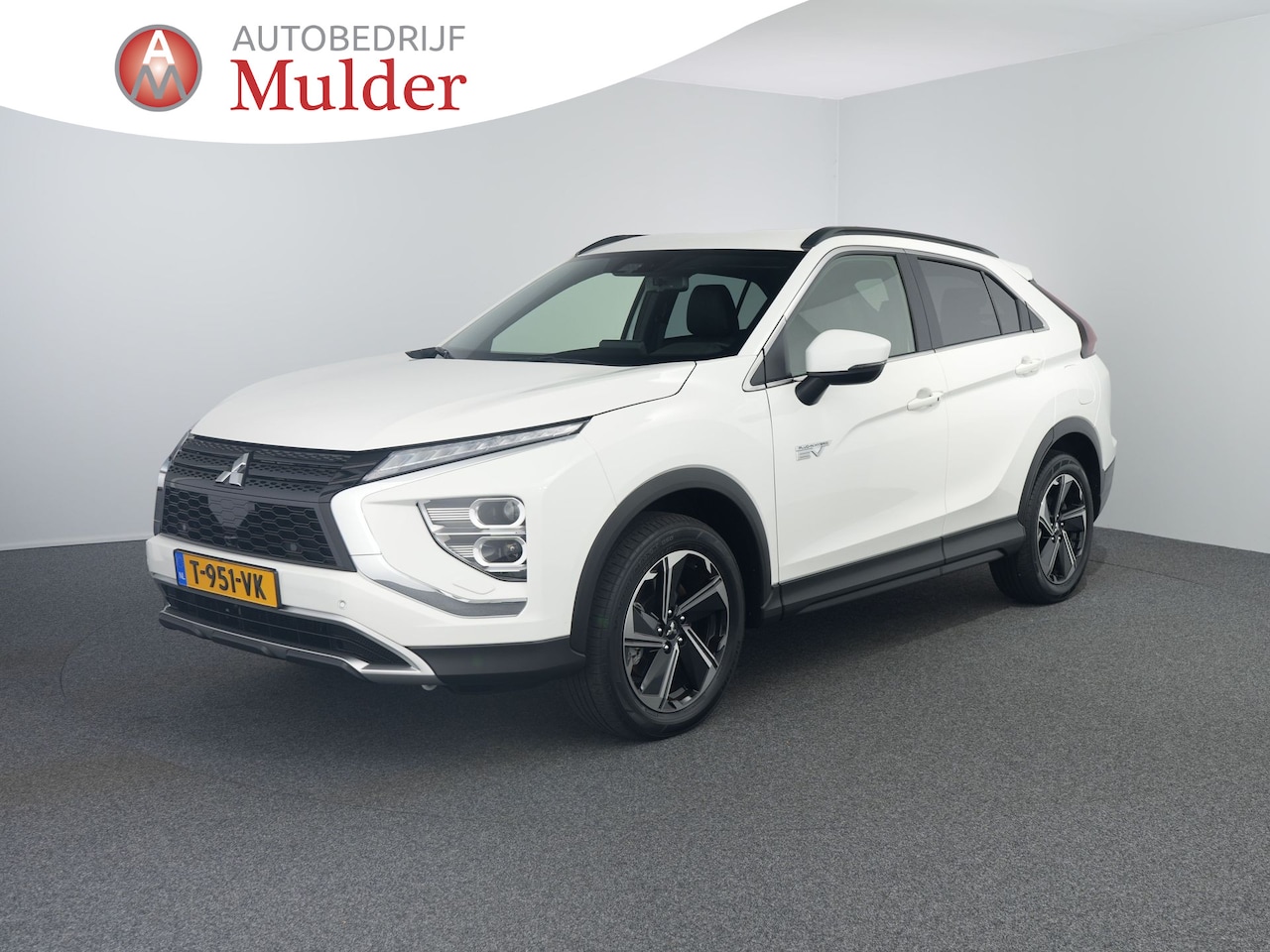 Mitsubishi Eclipse Cross - 2.4 PHEV Instyle | Camera | Trekhaak | Navi | - AutoWereld.nl