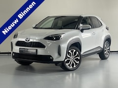 Toyota Yaris Cross - 1.5 Hybrid Automaat First Edition Camera / Navigatie