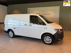 Volkswagen Transporter - 2.0 TDI L1H2 Highline/AIRCO/NAVIGATIE/LM-VELG/CRUISE CONTROL/TREKHAAK/LEER/BLUETOOTH/2eEIG
