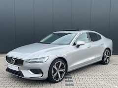Volvo S60 - Recharge T6 AWD Ultimate Bright | Panoramadak | Stoel en Stuurwiel verwarming | Harman Kar