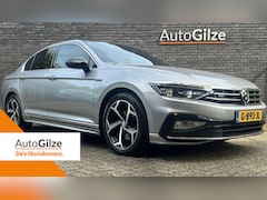 Volkswagen Passat - 1.5 TSI Automaat R-Line Facelift l Pano l Virtual Cockpit l Camera l NAP