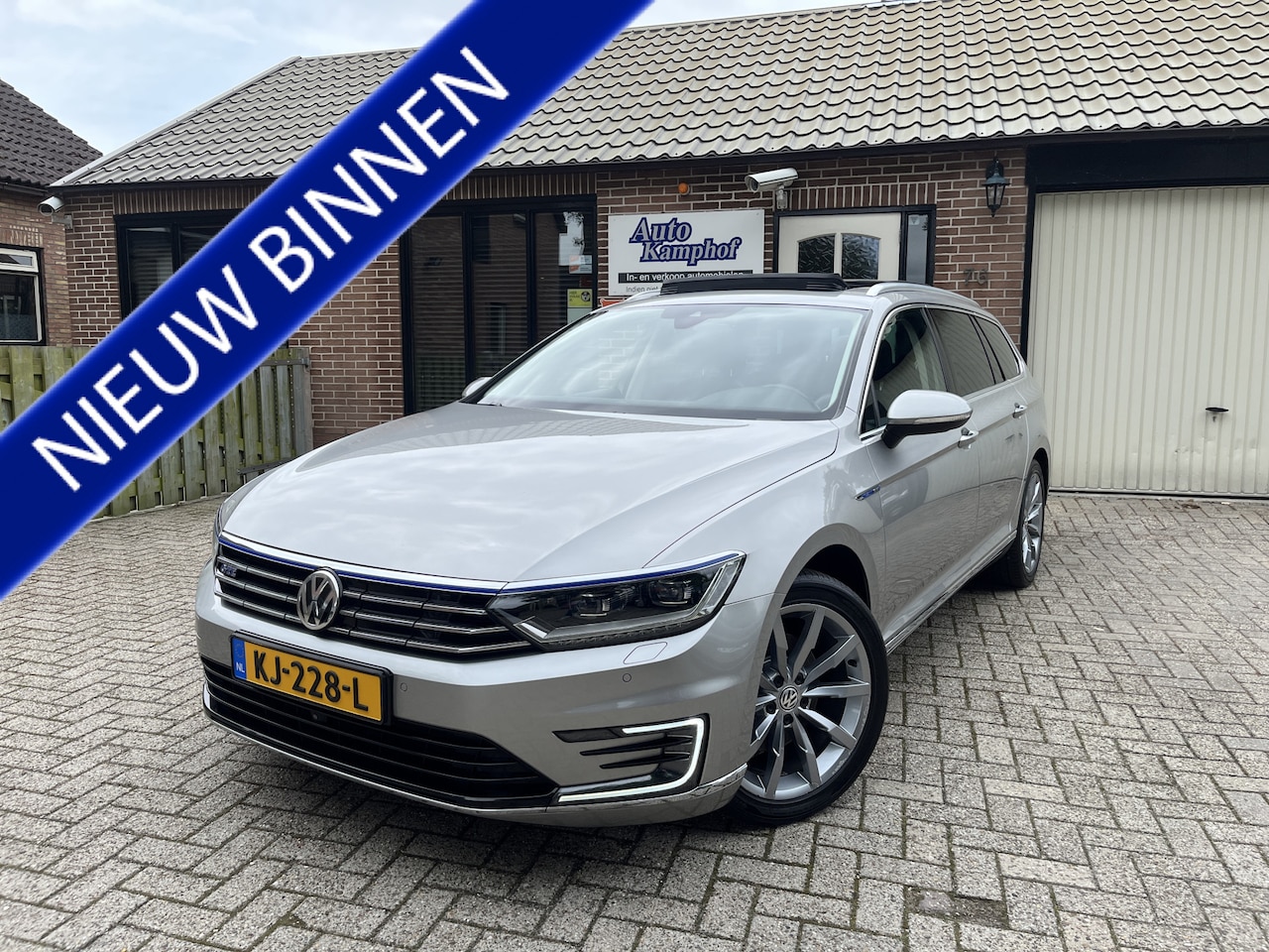 Volkswagen Passat Variant - 1.4 TSI GTE Highline Panodak Trekhaak Leer - AutoWereld.nl