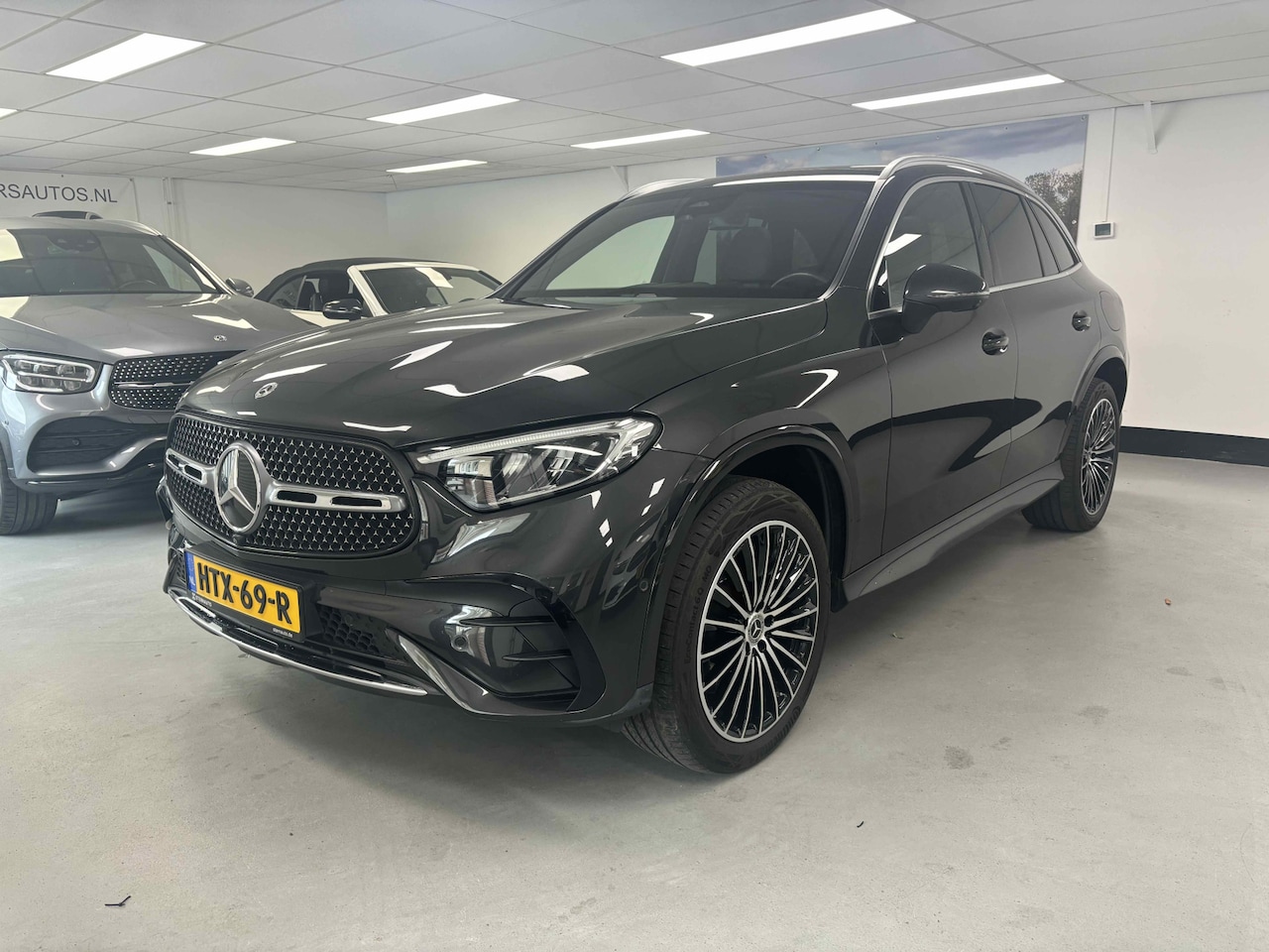 Mercedes-Benz GLC-klasse - 400e 4MATIC AMG Pano Distronic Memory 360 Led Trekhaak 20" - AutoWereld.nl