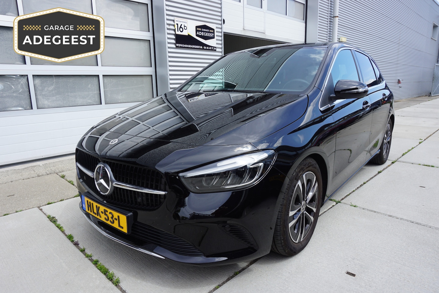 Mercedes-Benz B-klasse - 180 Business Line Navi|PDC V+A|Trekhaak |Camera|Elektrische a.klep|Stoelverwarming| - AutoWereld.nl