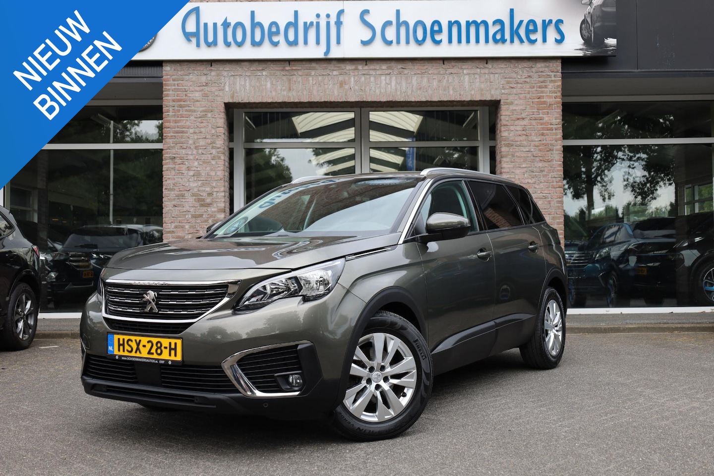 Peugeot 5008 - 1.2 PureTech Active CARPLAY 7-PERS NAVI CLIMA CRUISE I-COCKPIT 2XPDC 17''LMV - AutoWereld.nl