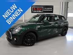 MINI Clubman - 1.5 One Automaat Panoramadak Harman/Kardon Navigatie App connect Airco-ecc Stoelverwarming
