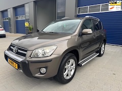 Toyota RAV4 - 2.0 VVTi Dynamic automaat airco trekhaak nieuwstaat
