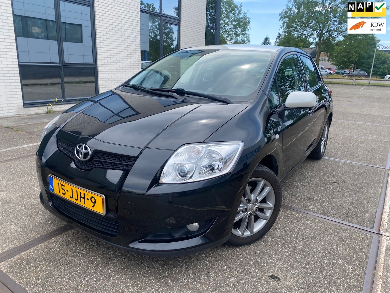 Toyota Auris - 1.6-16V Dynamic / 1 JAAR APK / NAP / AIRCO / NAVI / LAGE KM STAND / BOEKJES / 2 SLEUTELS / - AutoWereld.nl