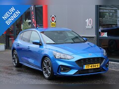 Ford Focus - 1.0 EcoBoost ST X Line Business STOEL, STUURVERWARMING, TREKHAAK, BOSE
