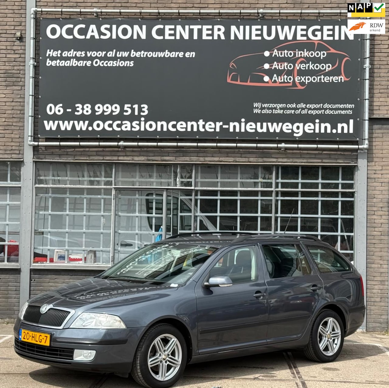 Skoda Octavia Combi - 1.6 FSI Tour 2009 Airco/Cruise/LMV/APK! - AutoWereld.nl