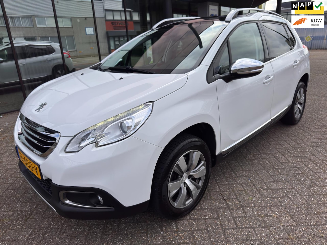 Peugeot 2008 - 1.2 PureTech Allure / Pano'dak / Navi / PDC / Airco - AutoWereld.nl