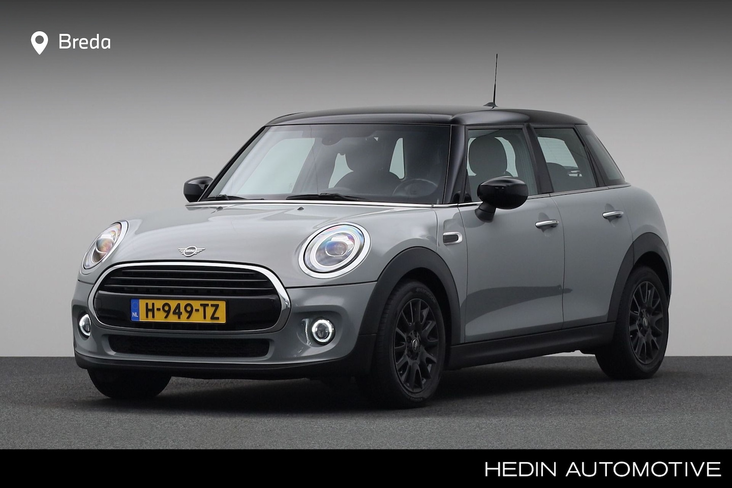 MINI Cooper - 5-deurs 1.5 Pepper | 16" LM Victory Spoke zwart |  MINI Navigatiesysteem |  Park Distance - AutoWereld.nl