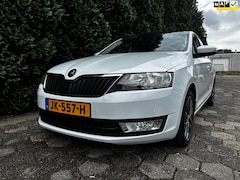 Skoda Rapid Spaceback - 1.2 TSI Greentech JOY | Pano