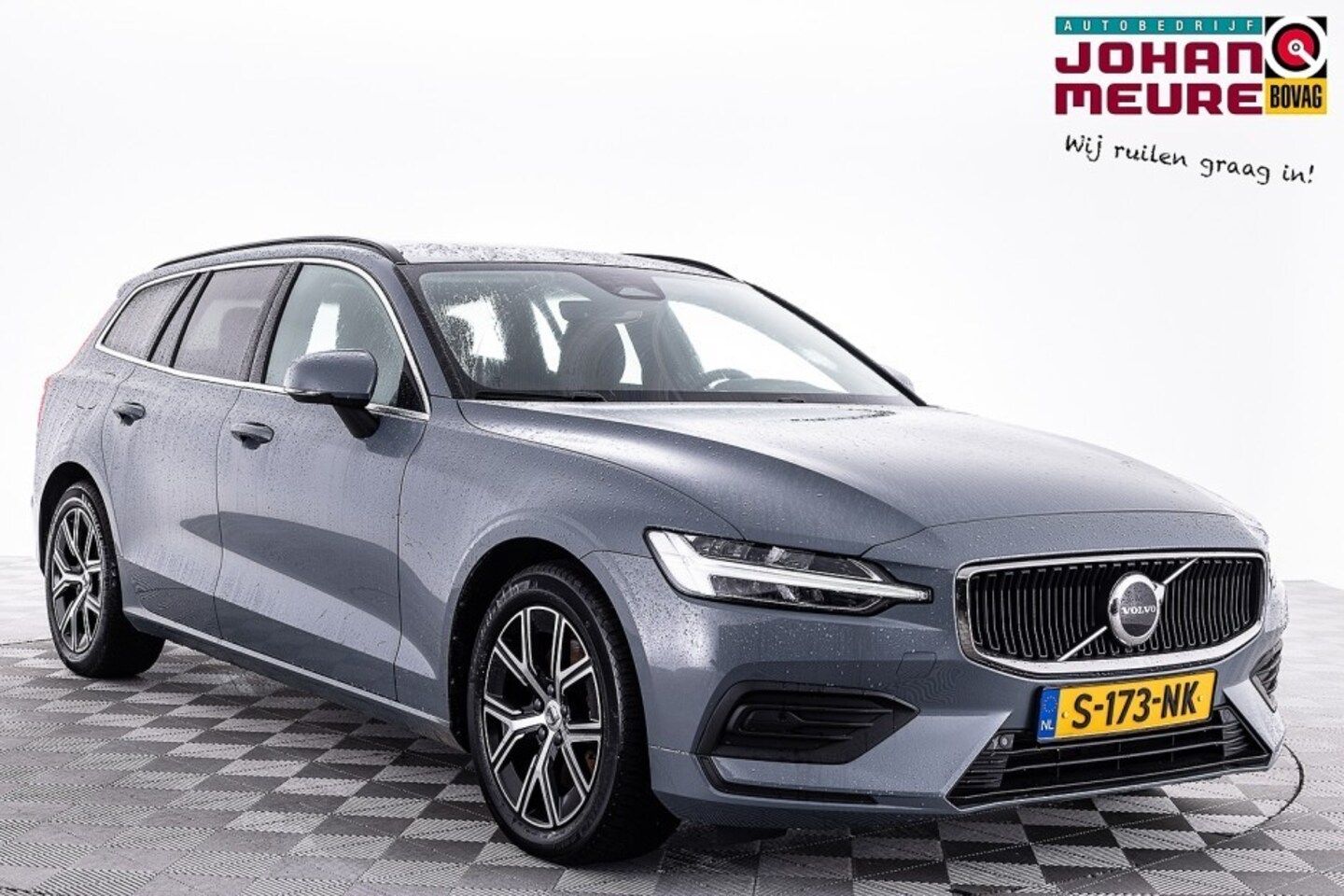Volvo V60 - 2.0 B4 Core | Full LED | NAVI | ECC - AutoWereld.nl
