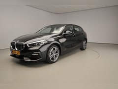 BMW 1-serie - 5-deurs 116d | LED | Navigatie | Sportstoelen | Clima | Cruise controle | PDC | DAB | Alu