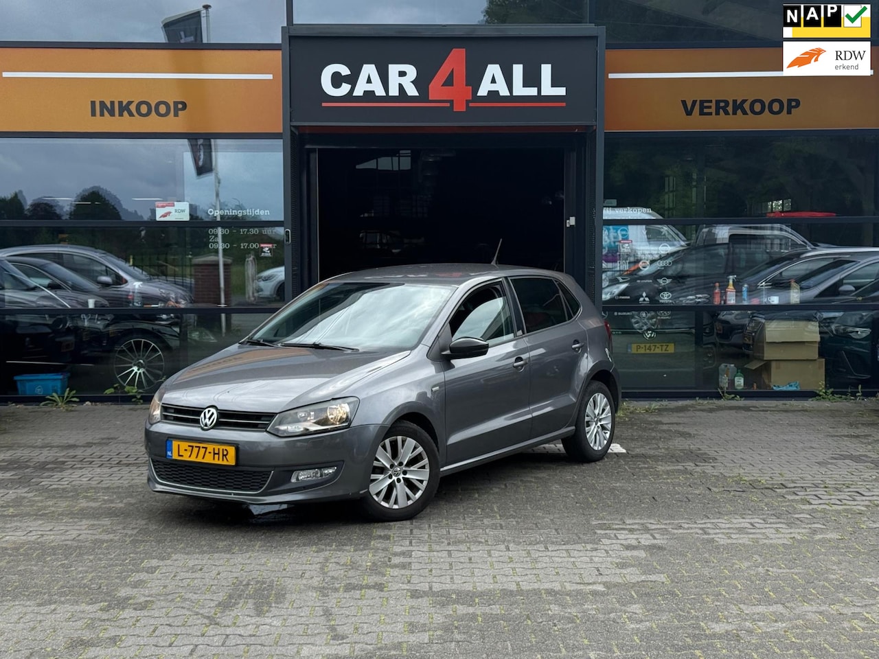 Volkswagen Polo - 1.2 Match AIRCO/CARPLAY/CRUISE/STLVRM/PDC/APK 1-6-2026 - AutoWereld.nl