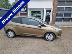 Ford Fiesta - 1.0i "Style" Airco - Navi - USB - Apk 16-05-2026