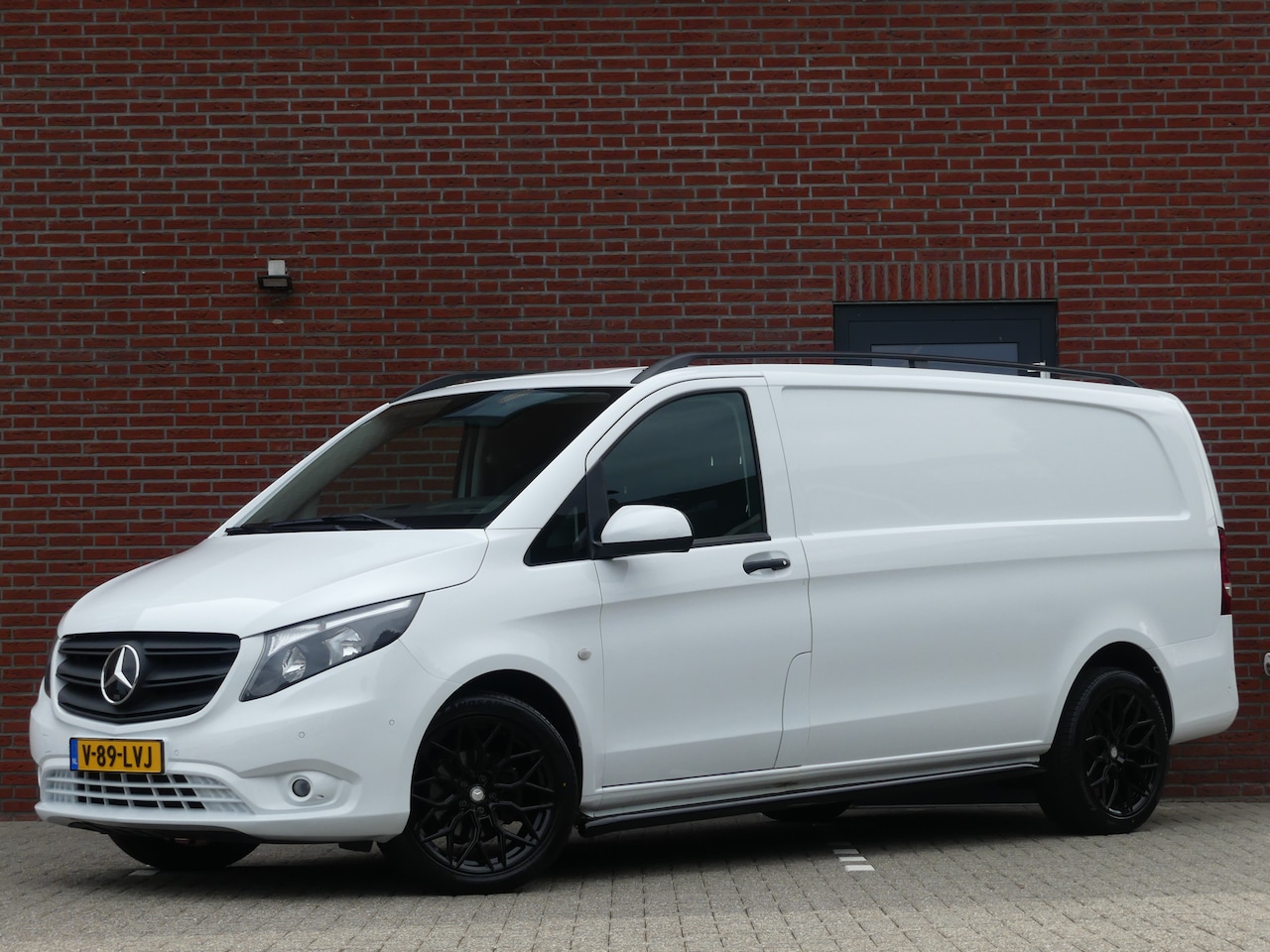 Mercedes-Benz Vito - 116 CDI Extra Lang Camera/Trekhaak/PDC/Navigatie - AutoWereld.nl