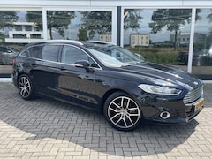Ford Mondeo Wagon - 1.5 TDCi Titanium 50% deal 4.975, - ACTIE Trekhaak / LMV / Leder / Stoelverwarming / Telef