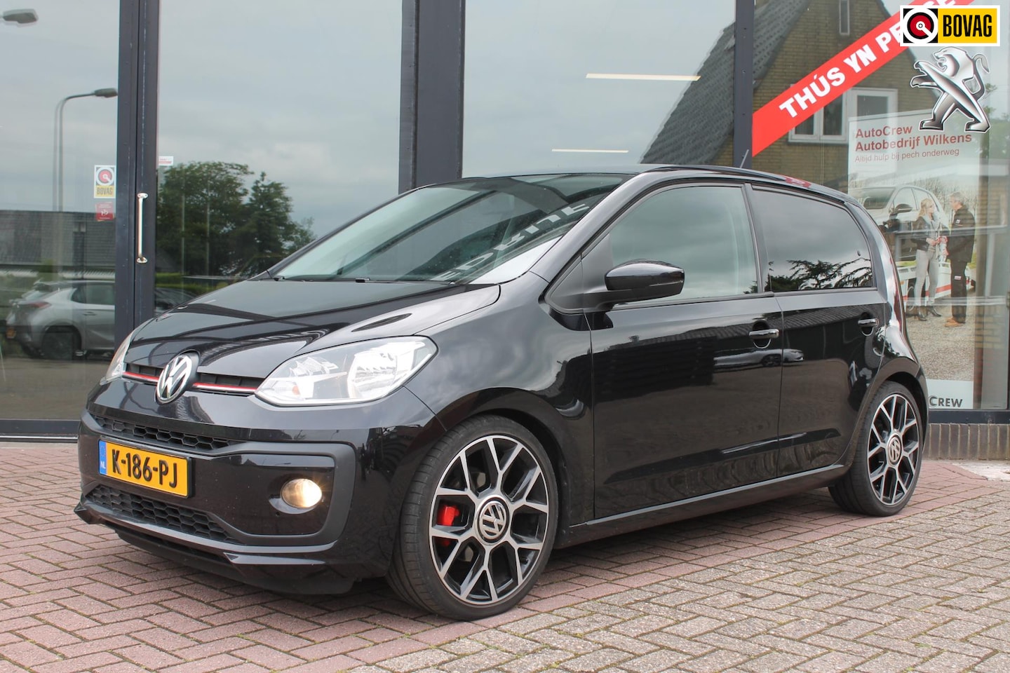 Volkswagen Up! - 1.0 BMT high up! Stoelverw/LMV/Bluetooth/! - AutoWereld.nl