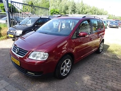 Volkswagen Touran - 2.0-16V FSI Trendline automaat
