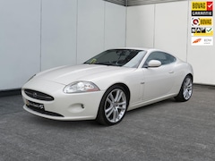 Jaguar XK - 4.2 V8 Coupé