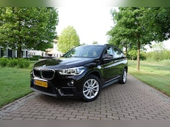 BMW X1 - sDrive18i | Lage KM | CarPlay | Leder | Camera | Elektrische Klep | NAVI |