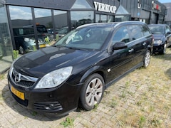 Opel Vectra Wagon - 1.8-16V Executive Let op Automaat Schakel niet