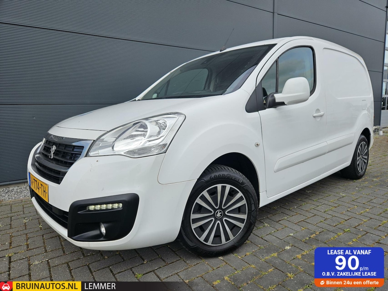 Peugeot Partner - 1.6 L1 Airco Cruise Navi Trekhaak Led Eu6 - AutoWereld.nl