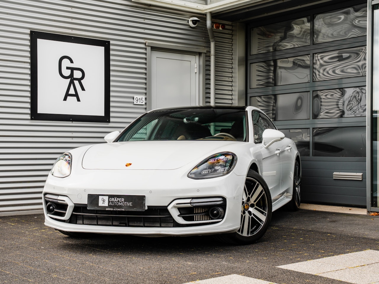 Porsche Panamera - 2.9 4 E-Hybrid Platinum Edition 2.9 4 E-Hybrid Platinum Edition - AutoWereld.nl