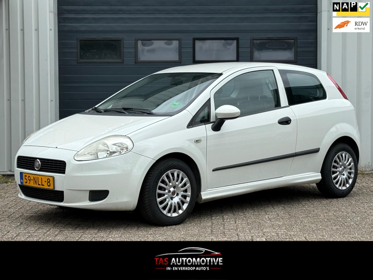 Fiat Grande Punto - 1.3 M-Jet Actual AIRCO / EXPORT - AutoWereld.nl