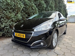 Peugeot 208 - 1.2 PureTech Allure | Pano