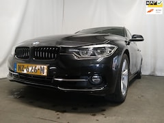 BMW 3-serie Touring - 320i Corporate Lease High Executive - Leder - Clima - Schade