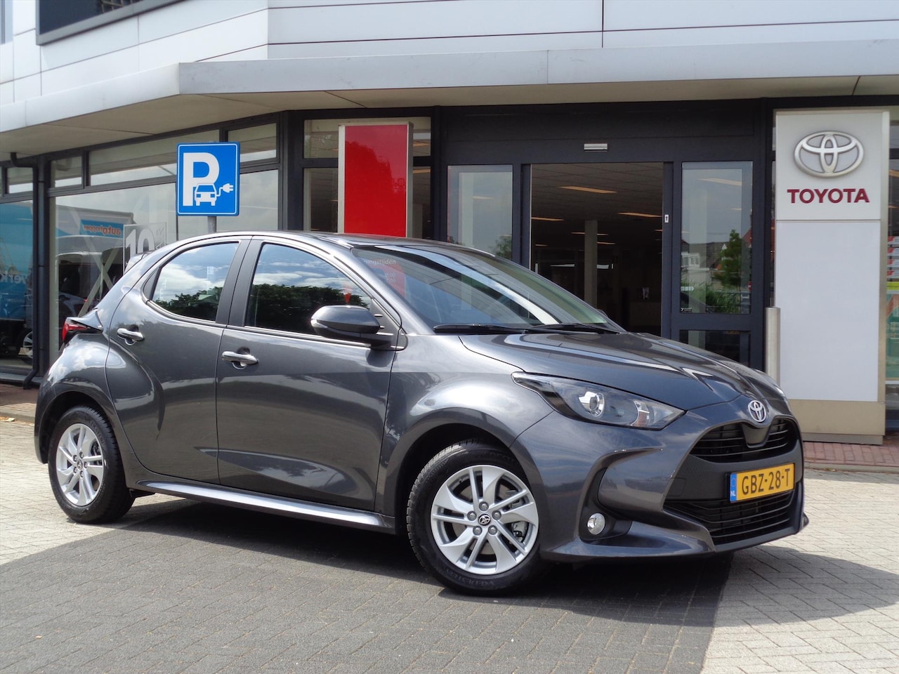 Toyota Yaris - 1.5 Hybrid Active 1.5 Hybrid 116pk Active - AutoWereld.nl