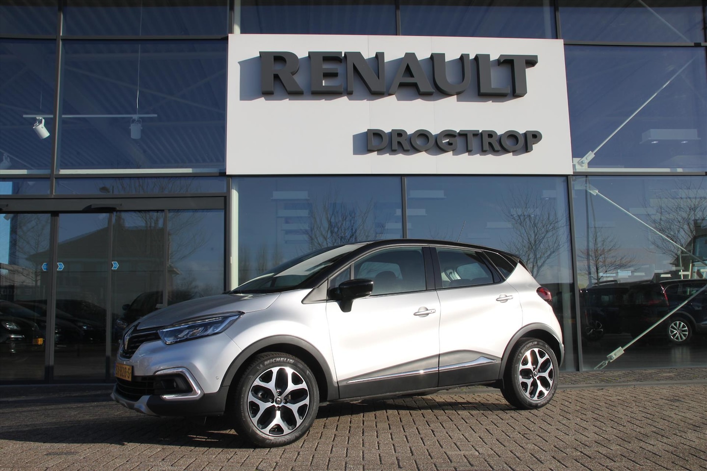 Renault Captur - 90PK-INTENS-113DKM-NAVI-CLIMA-CAMERA-LMV-PDC- - AutoWereld.nl