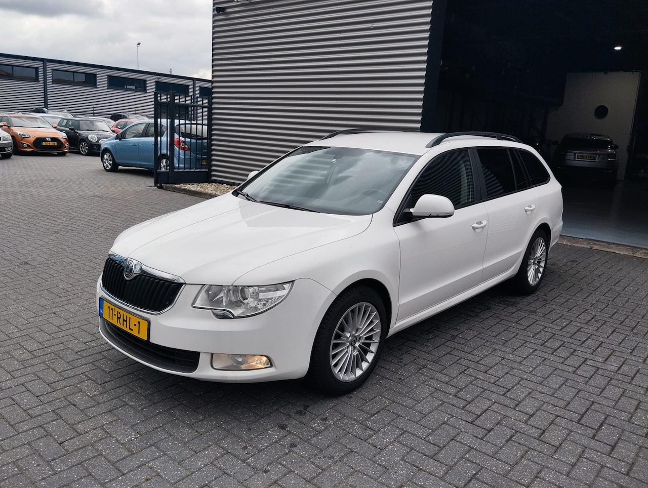 Skoda Superb Combi - 1.4 TSI Comfort Business Line|nette auto| - AutoWereld.nl