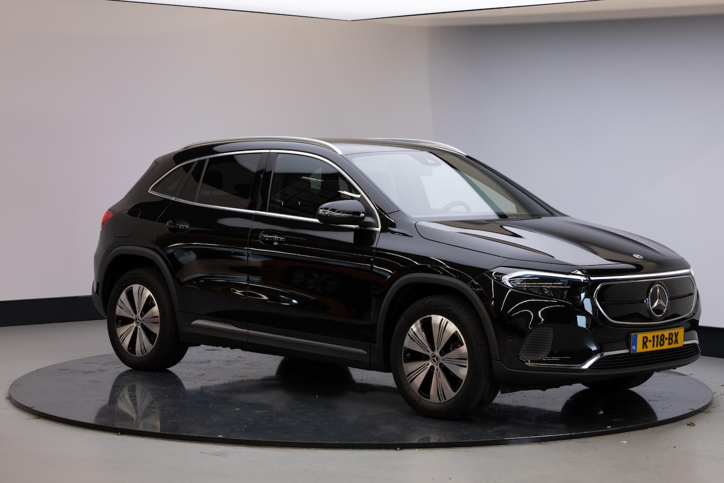 Mercedes-Benz EQA - 250 67 kWh | Trekhaak | - AutoWereld.nl
