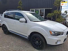 Mitsubishi Outlander - 2.2 DI-D Intense Motor rookt