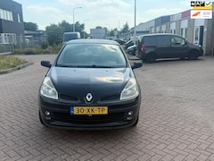 Renault Clio - 1.2-16V Extreme