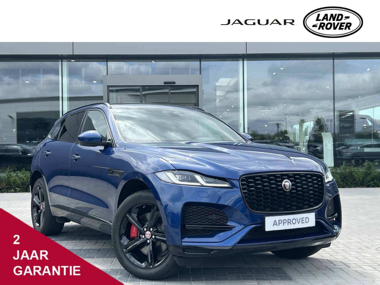 Jaguar F-Pace - 2.0 P400e PHEV S | Geklimatiseerde stoelen | Panoramisch schuifdak | Adaptive Cruise | - AutoWereld.nl