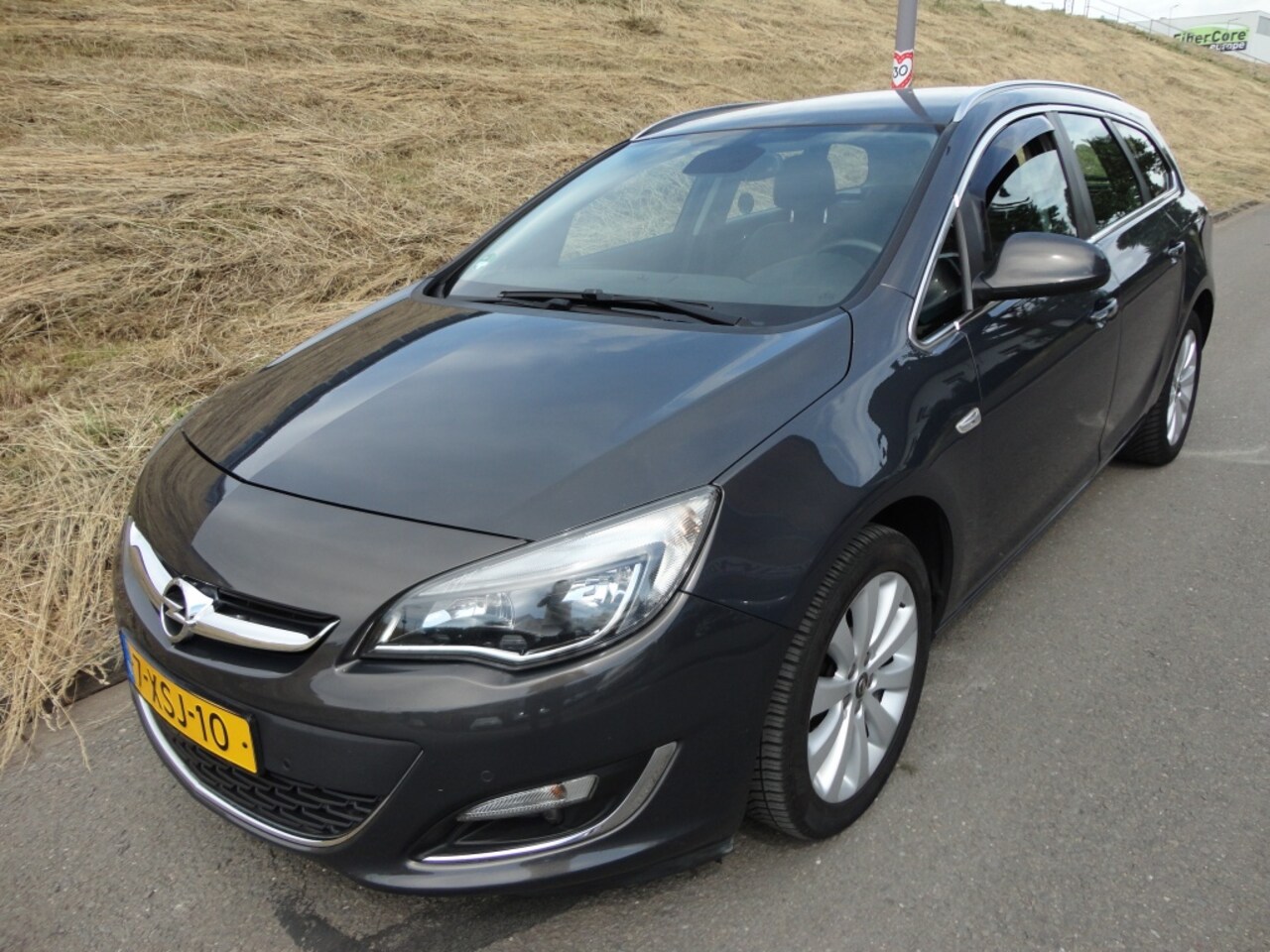 Opel Astra Sports Tourer - 1.4 Turbo Business 1.4 Turbo Business + - AutoWereld.nl